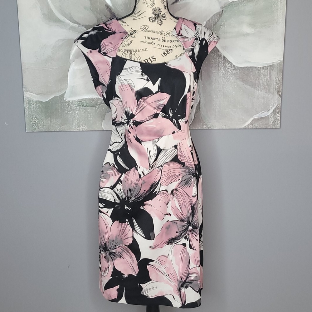 Lovely floral print dress